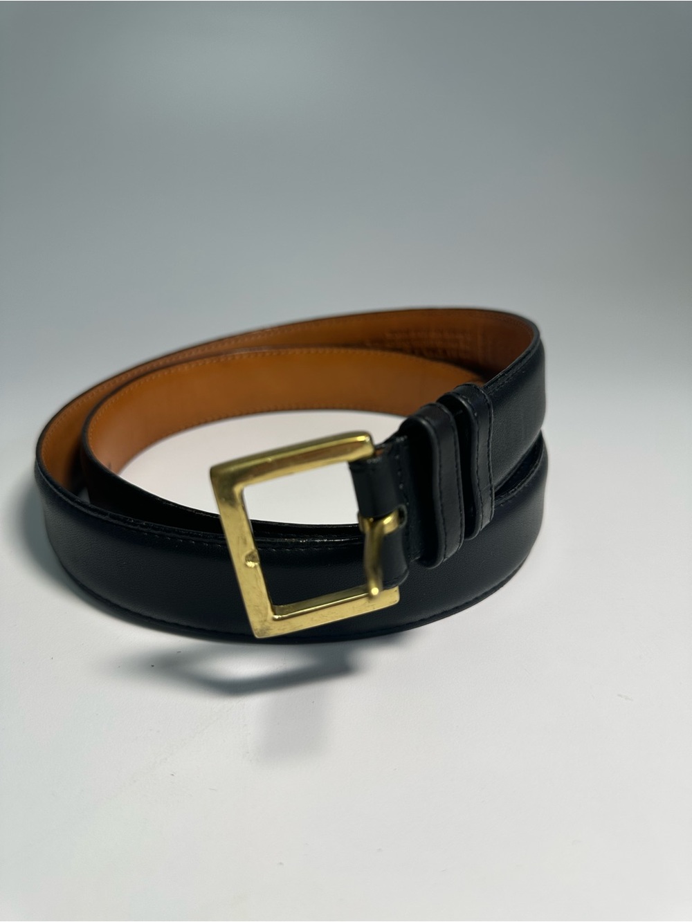 Classic Coach Black Leather Men’s Belt with Gold Tone Brass Buckle 40” / 100 cm